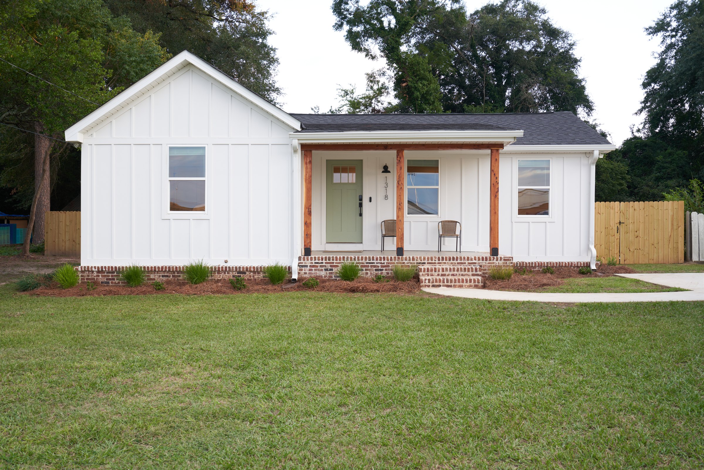 Completed exterior renovation of a historic cottage in Perry, Georgia